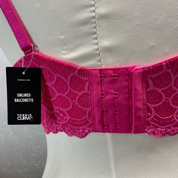 NWT Torrid pink bra - Picture 3 of 5